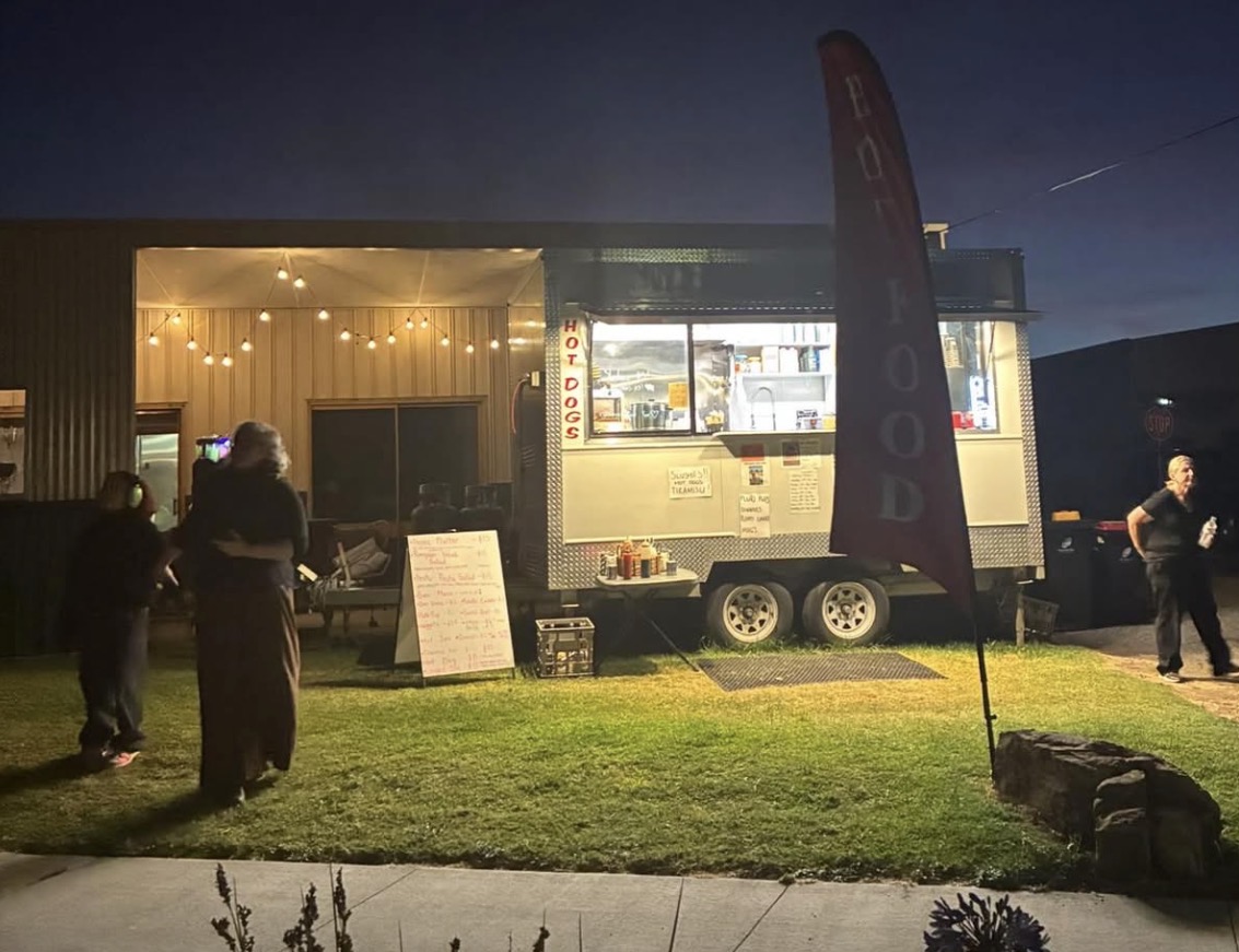 Port Albert Trader dinner service 5pm - 7:30pm