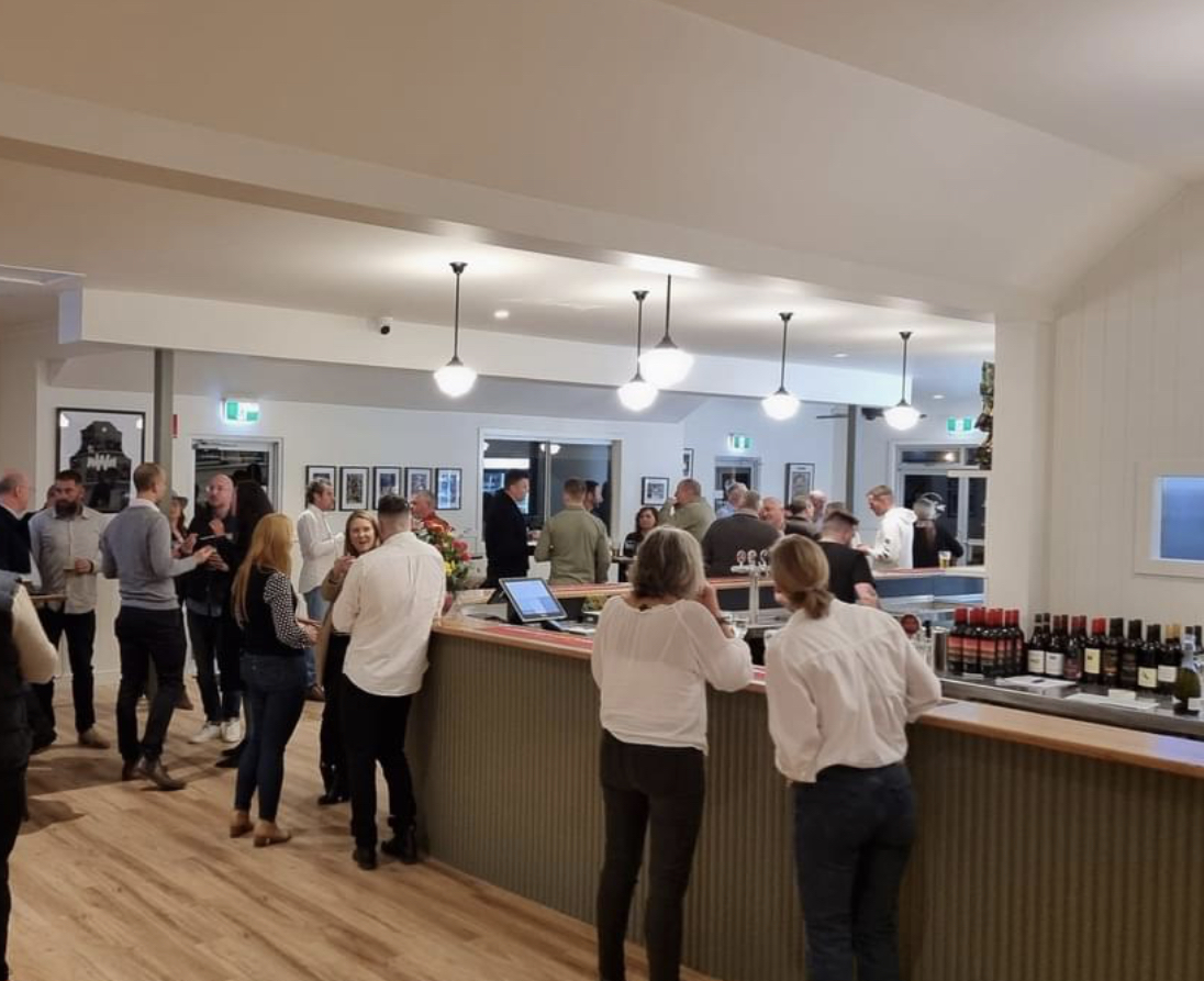 Refurbished Woodside Beach Hotel "The Woody"