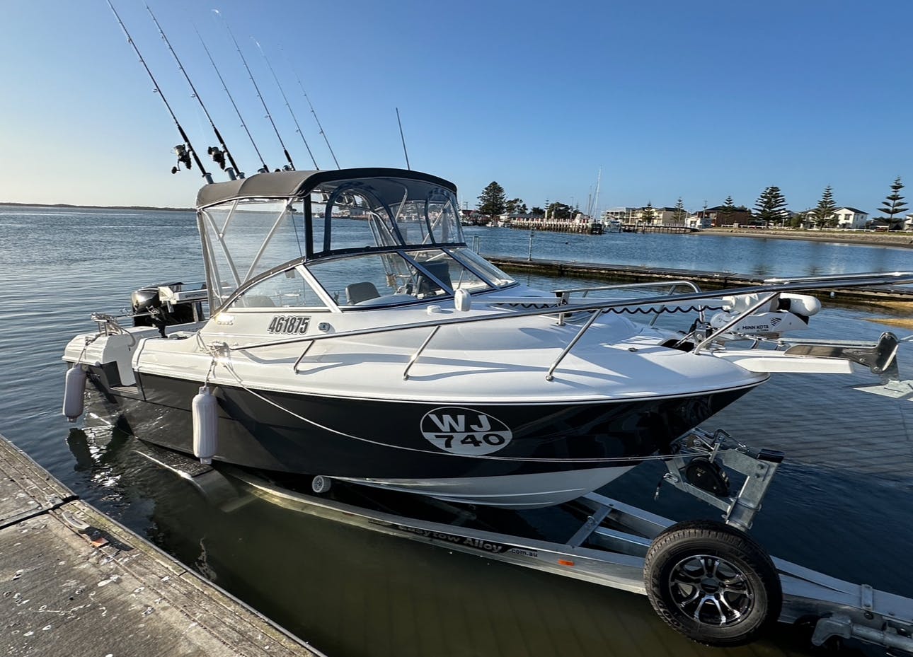 Port Albert Fishing Charters & Eco Boat Tours - Port Albert inlet