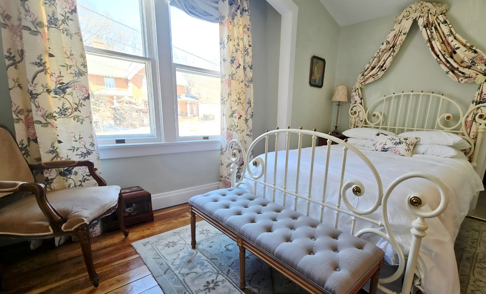 Elsie de Wolfe Room at Avery House in Galena