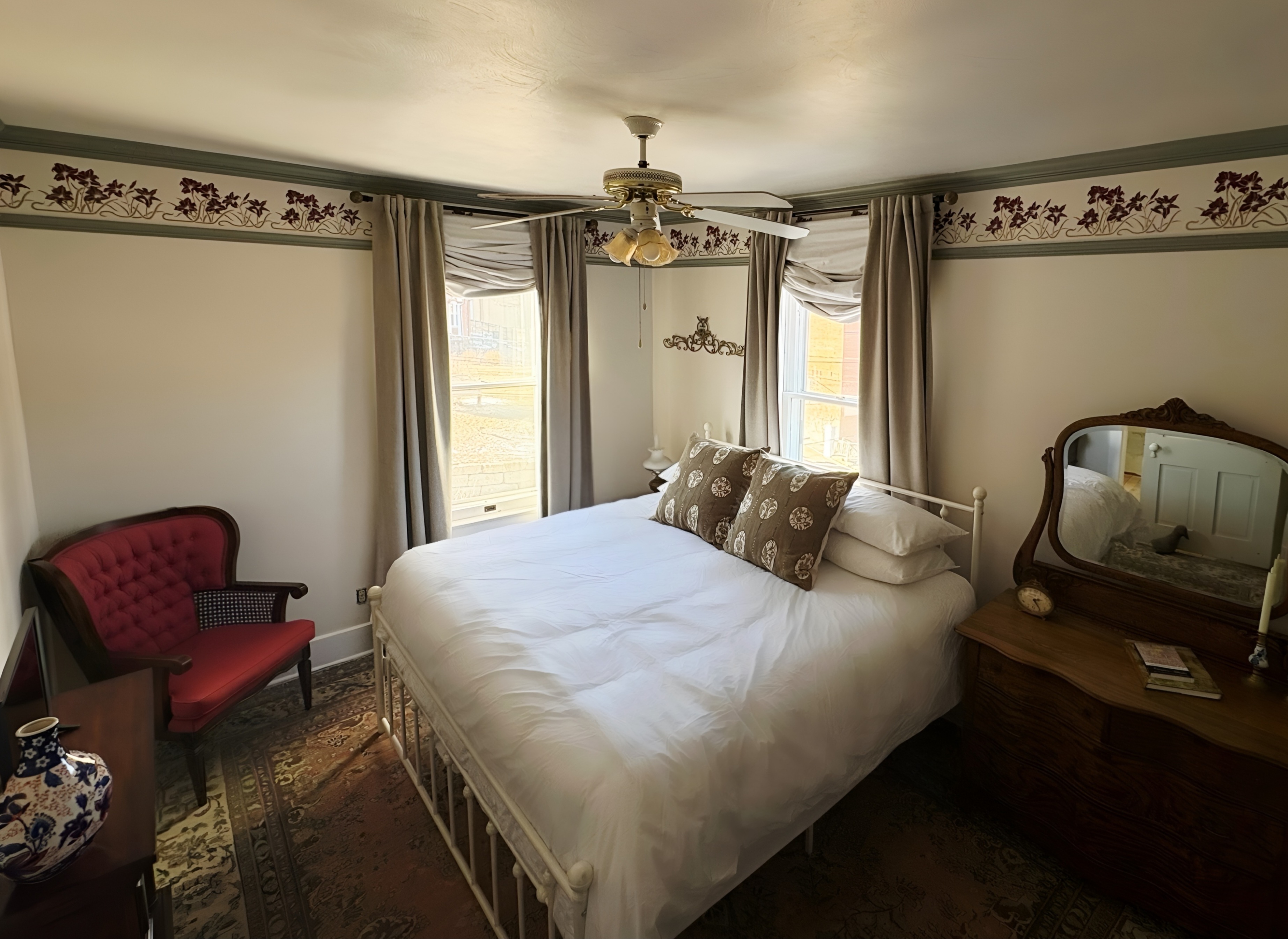 Candace Wheeler Room at Avery House in Galena