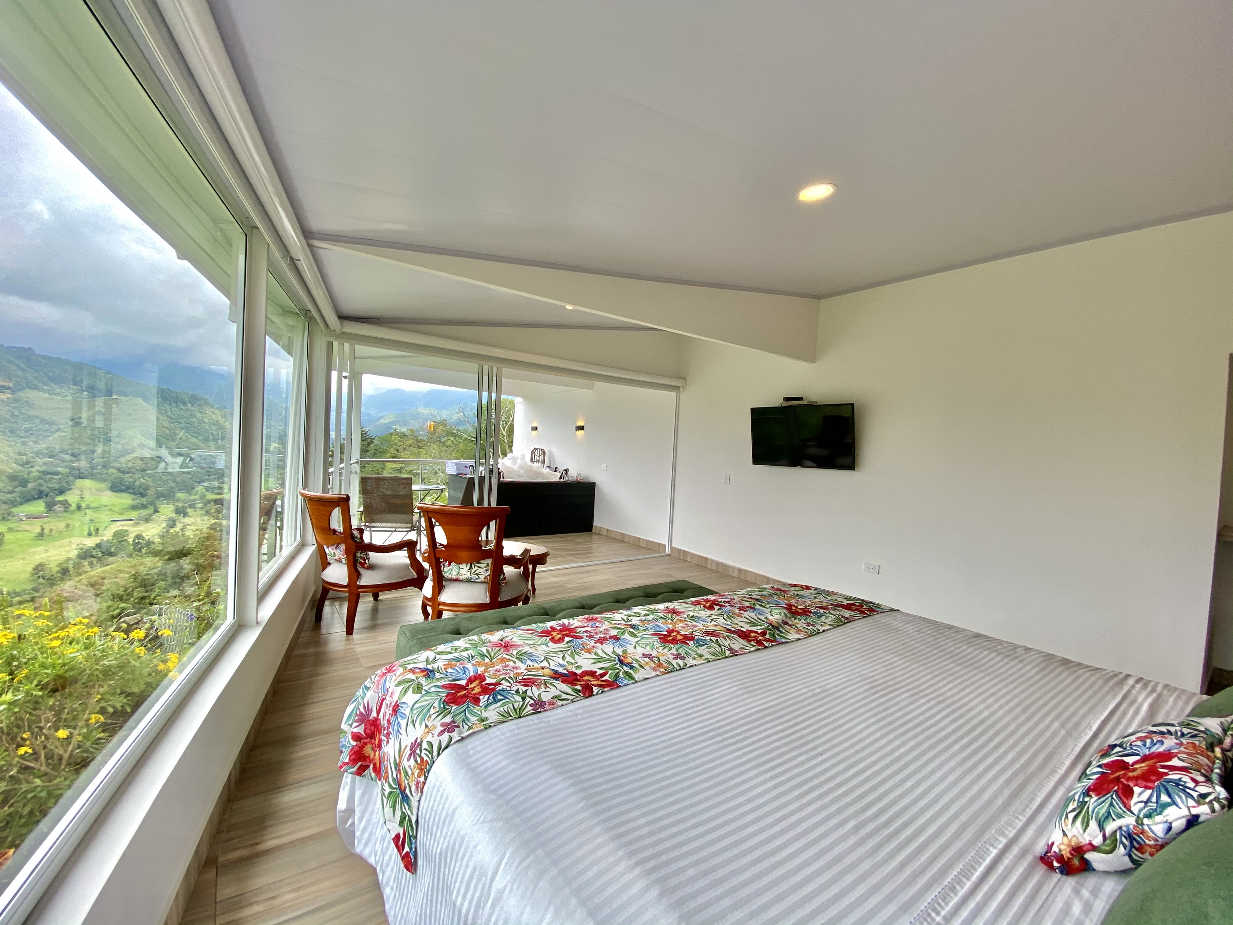 Habitacion Balcón del Río 102