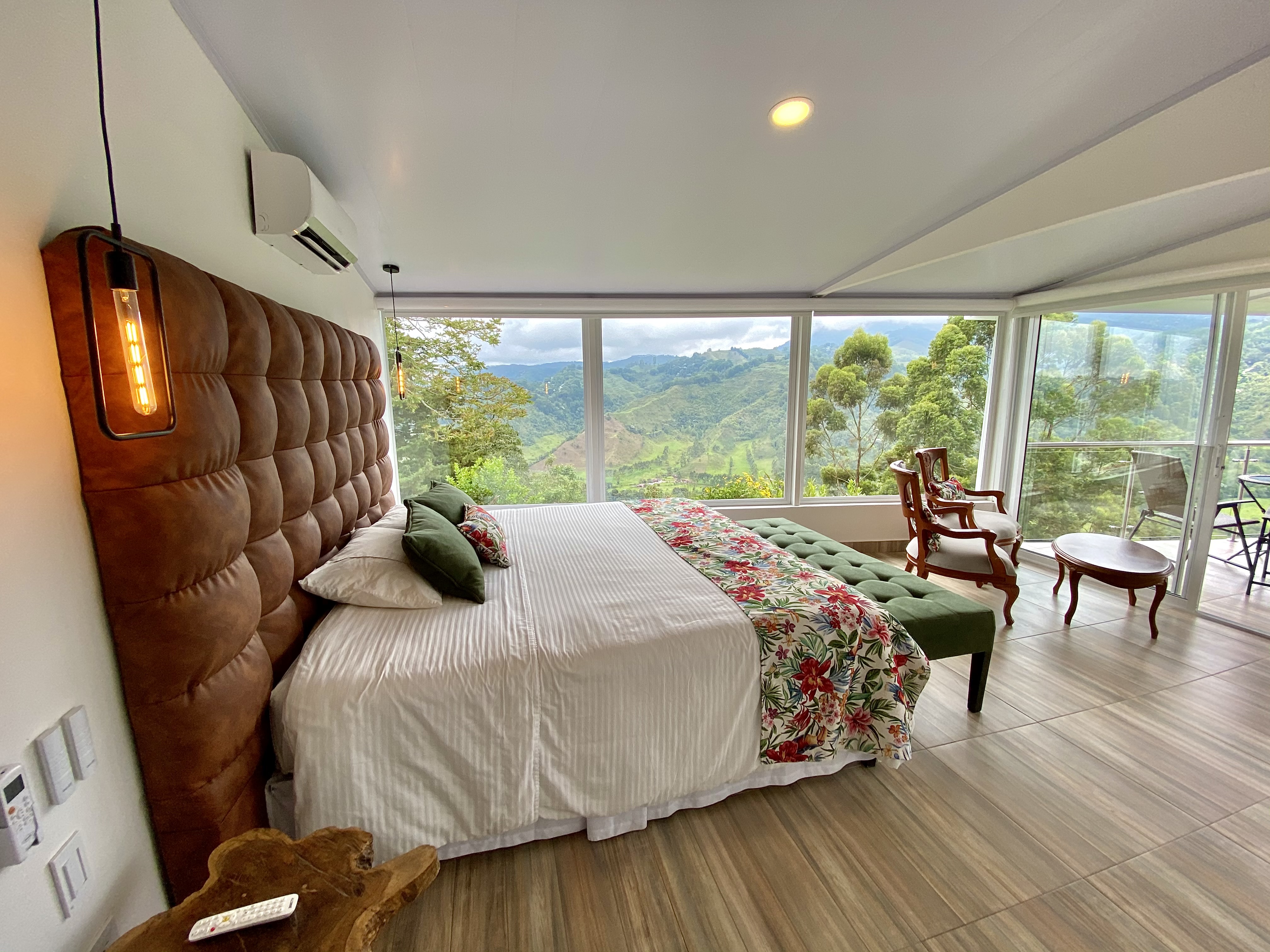 Habitacion Balcón del Río 102