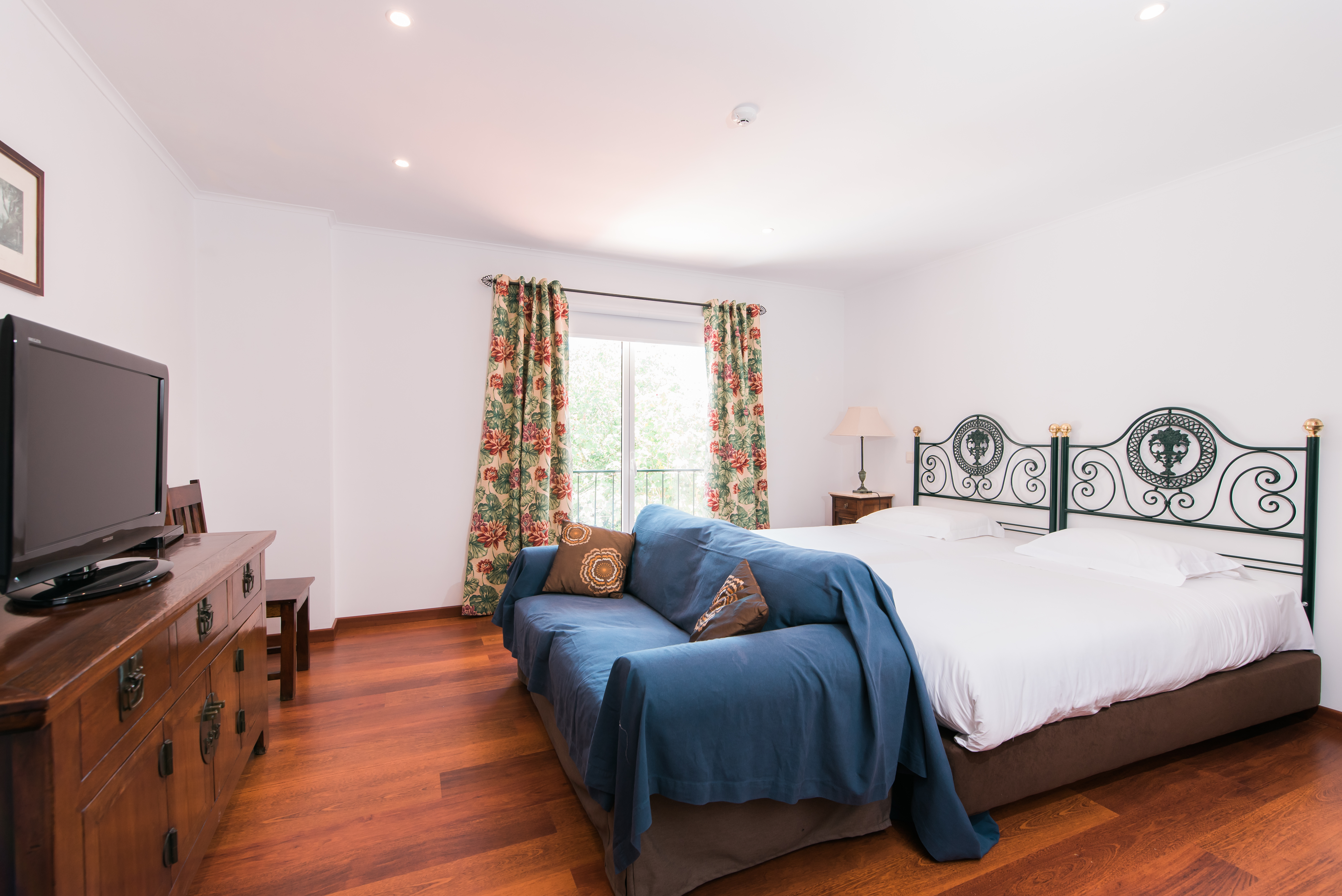 Garden Suite Main bedroom