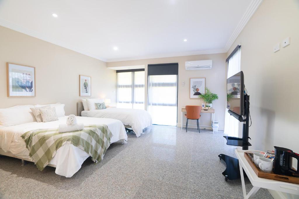 3-4 Person Family Suite