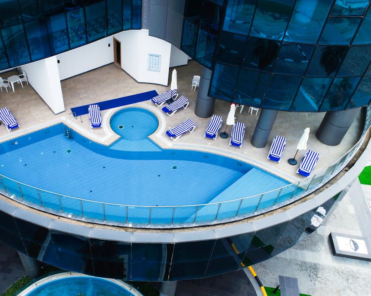 Outdoor Swimming Pool in Levels Tower Apartments