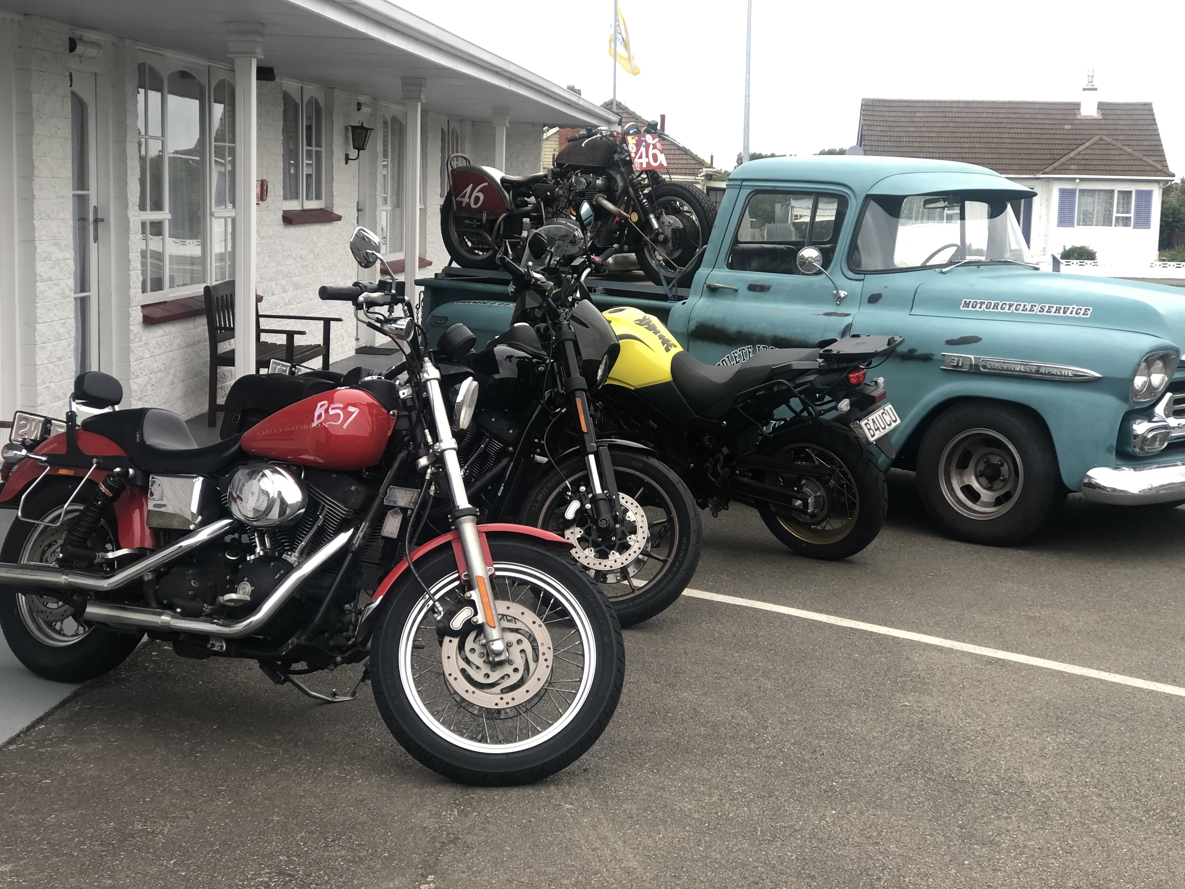 Burt Munro weekend, parking, Surrey Court