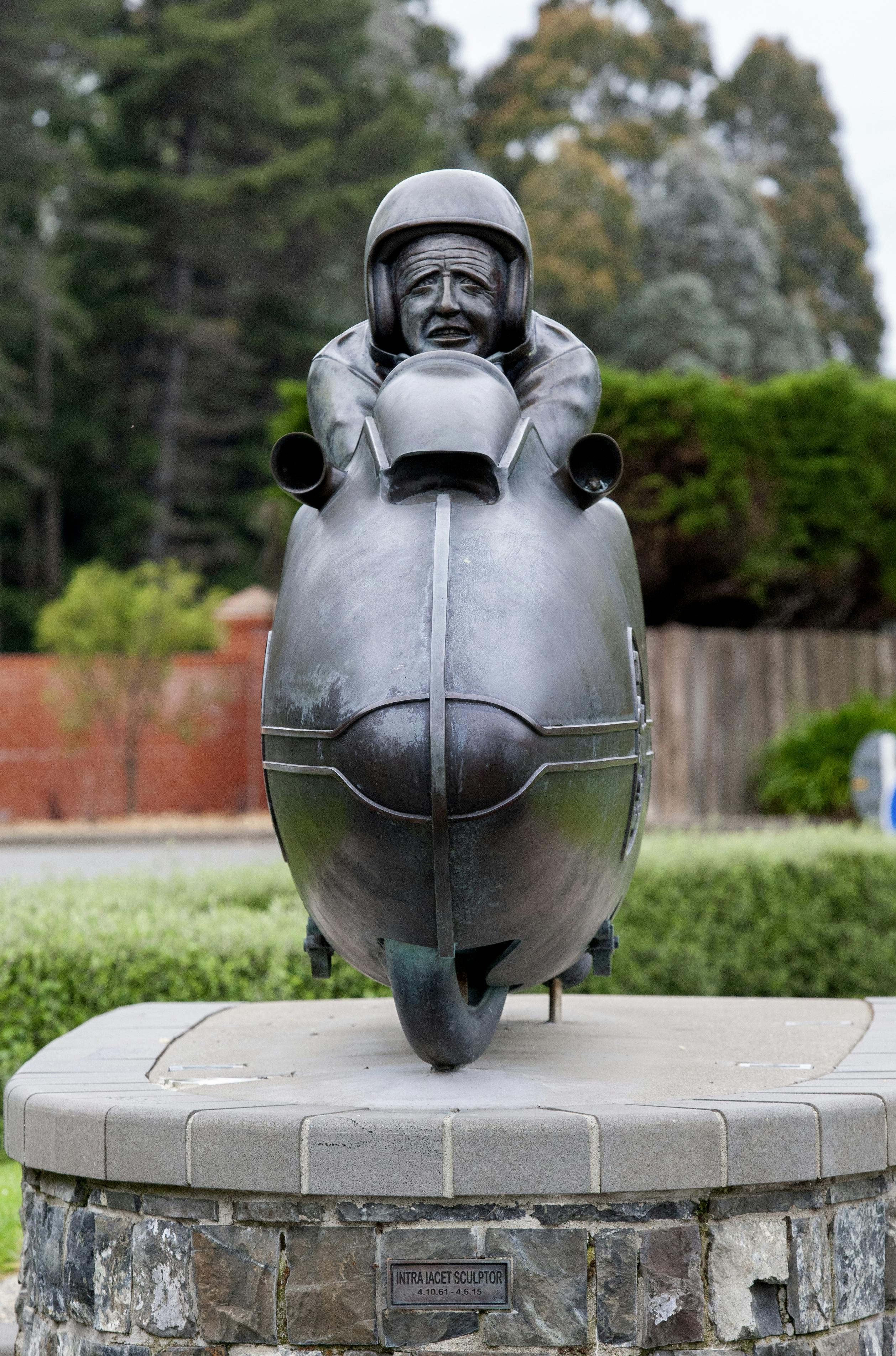 Burt Munro, Bronze Statue, Queens Park, Invercargill