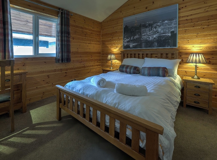 Double Bedroom - Riverside Lodges in Ripon