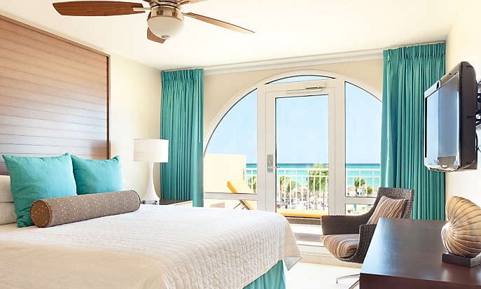 Ocean Front Deluxe One Bedroom Suite