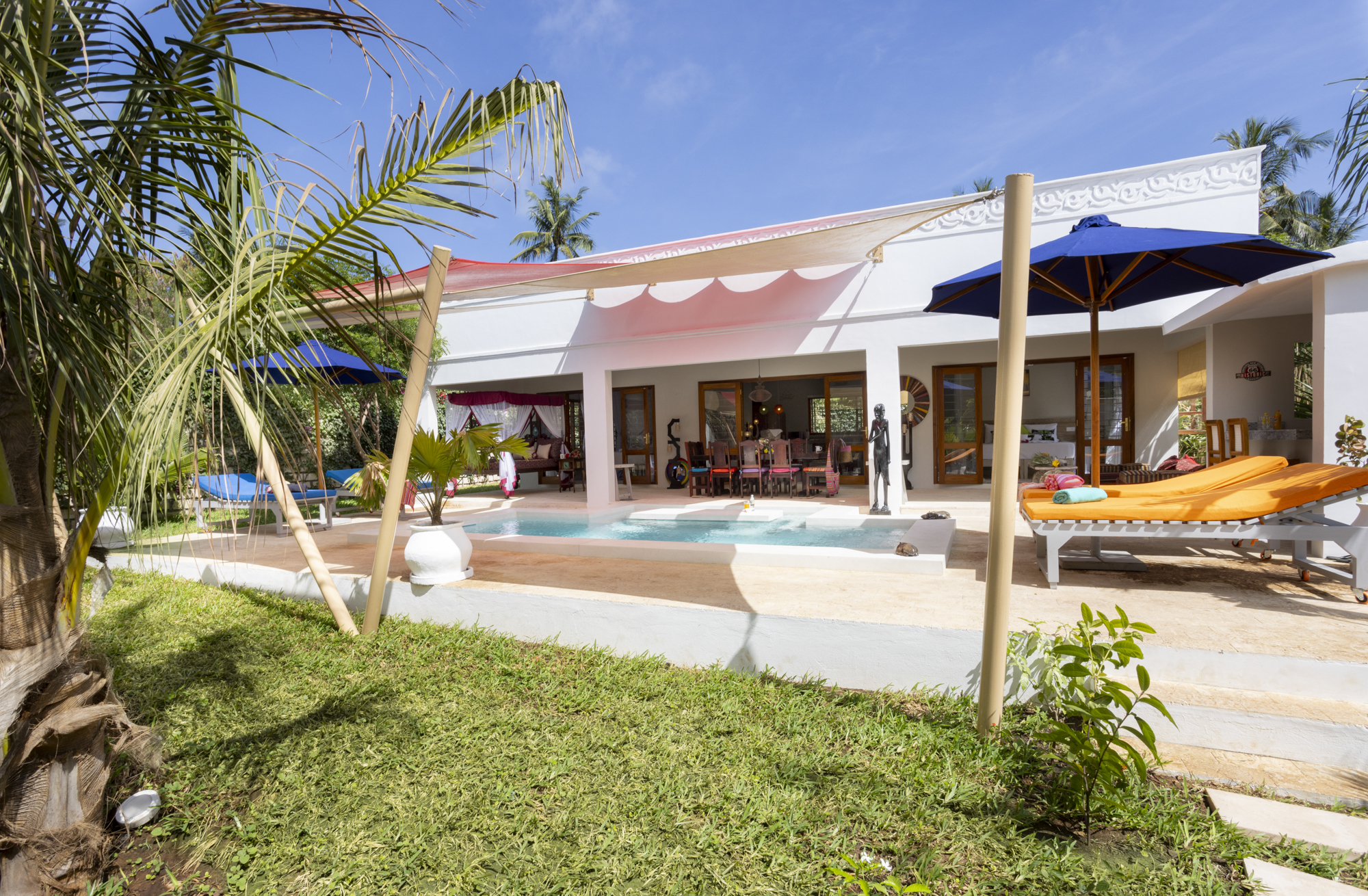 Kasa Emma Cottage with 2 bedrooms, 2 bathrooms, private pool and garden