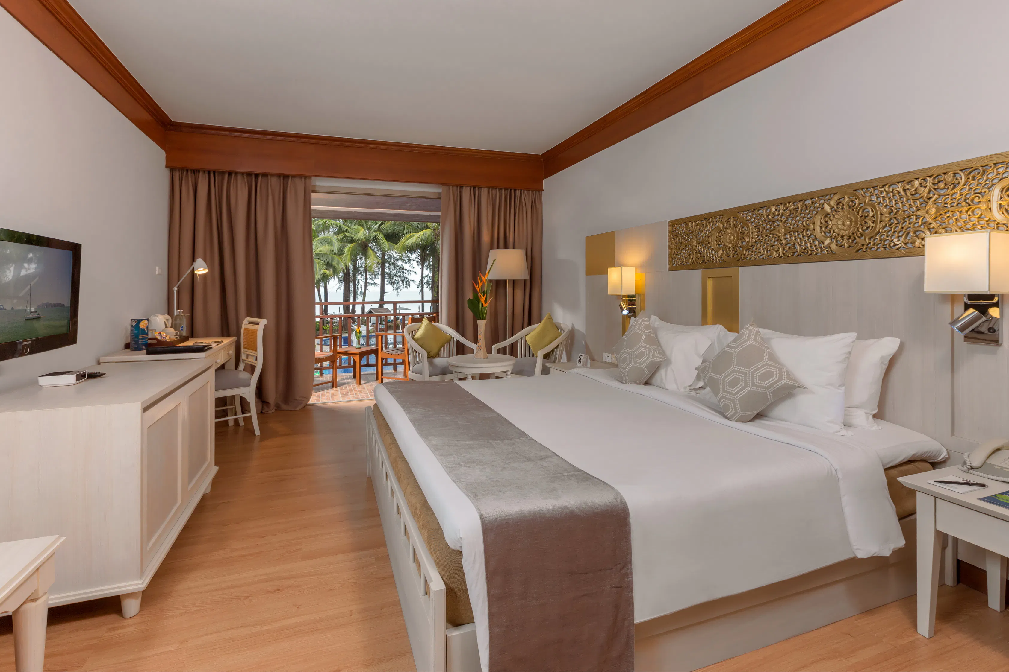 Best Western Premier Bangtao Resort hotel image 3