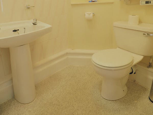 Clean bathroom in the Royal Hotel, Stornoway, Isle of Lewis