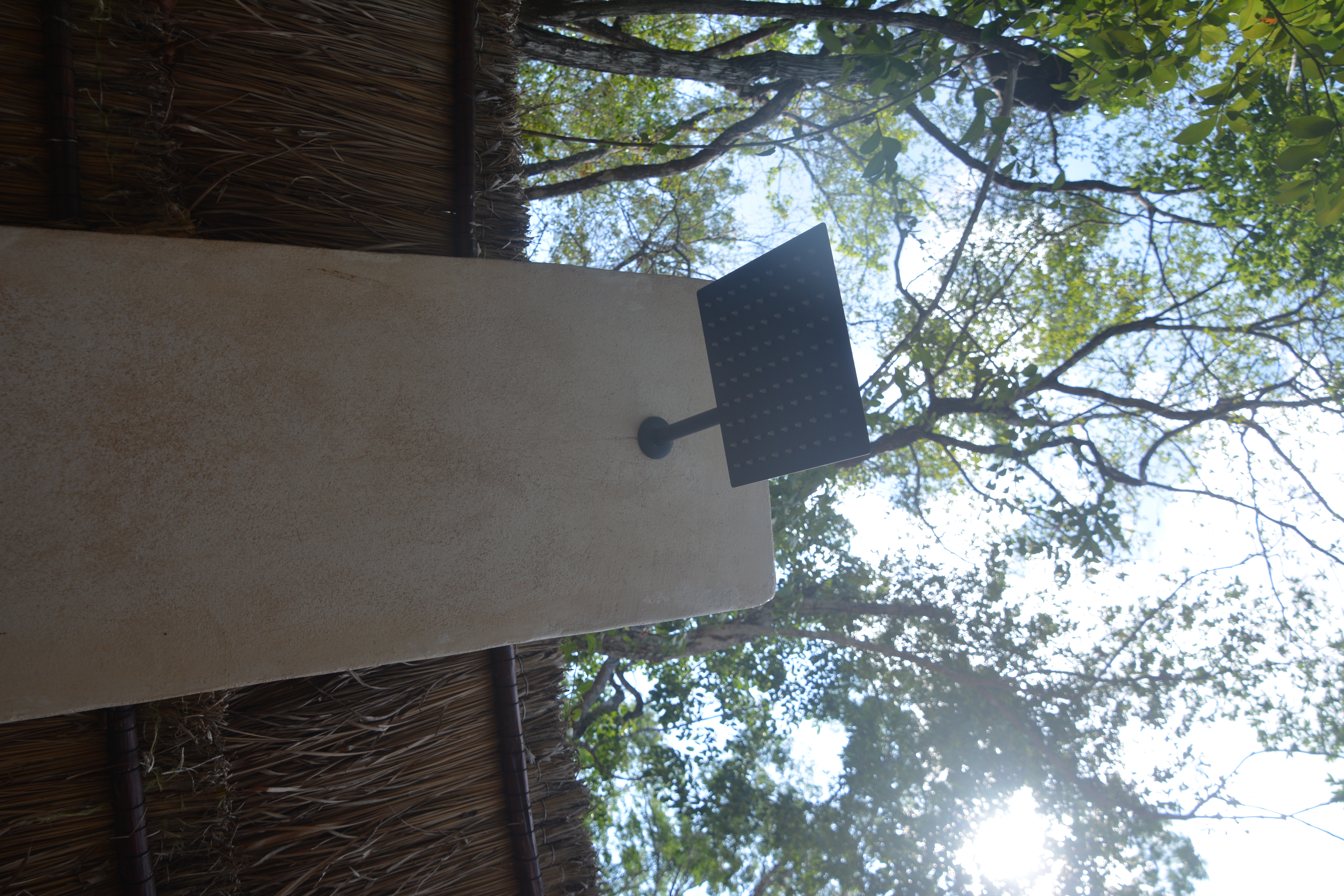 Ducha al exterior Outdoor shower