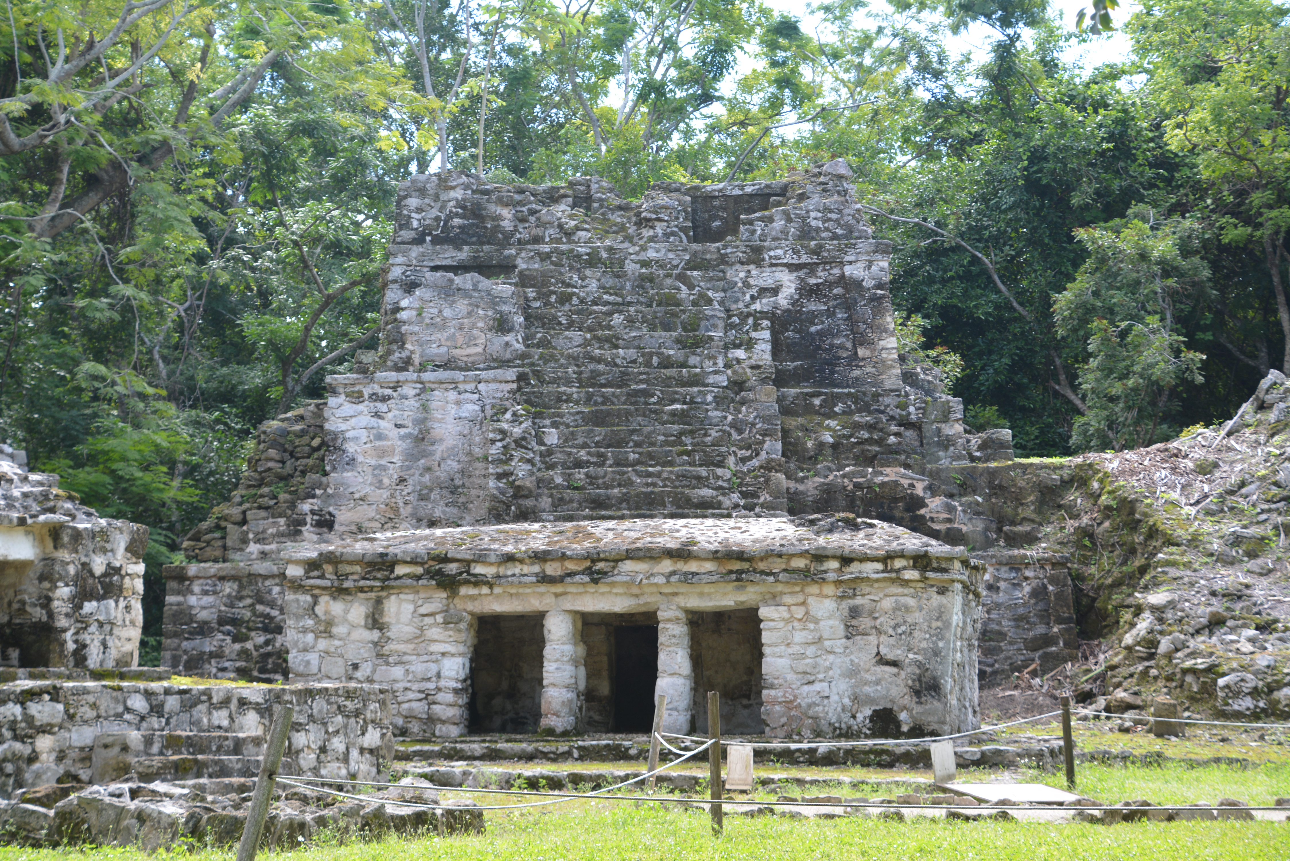 Muyil Piramide Maya Tulum