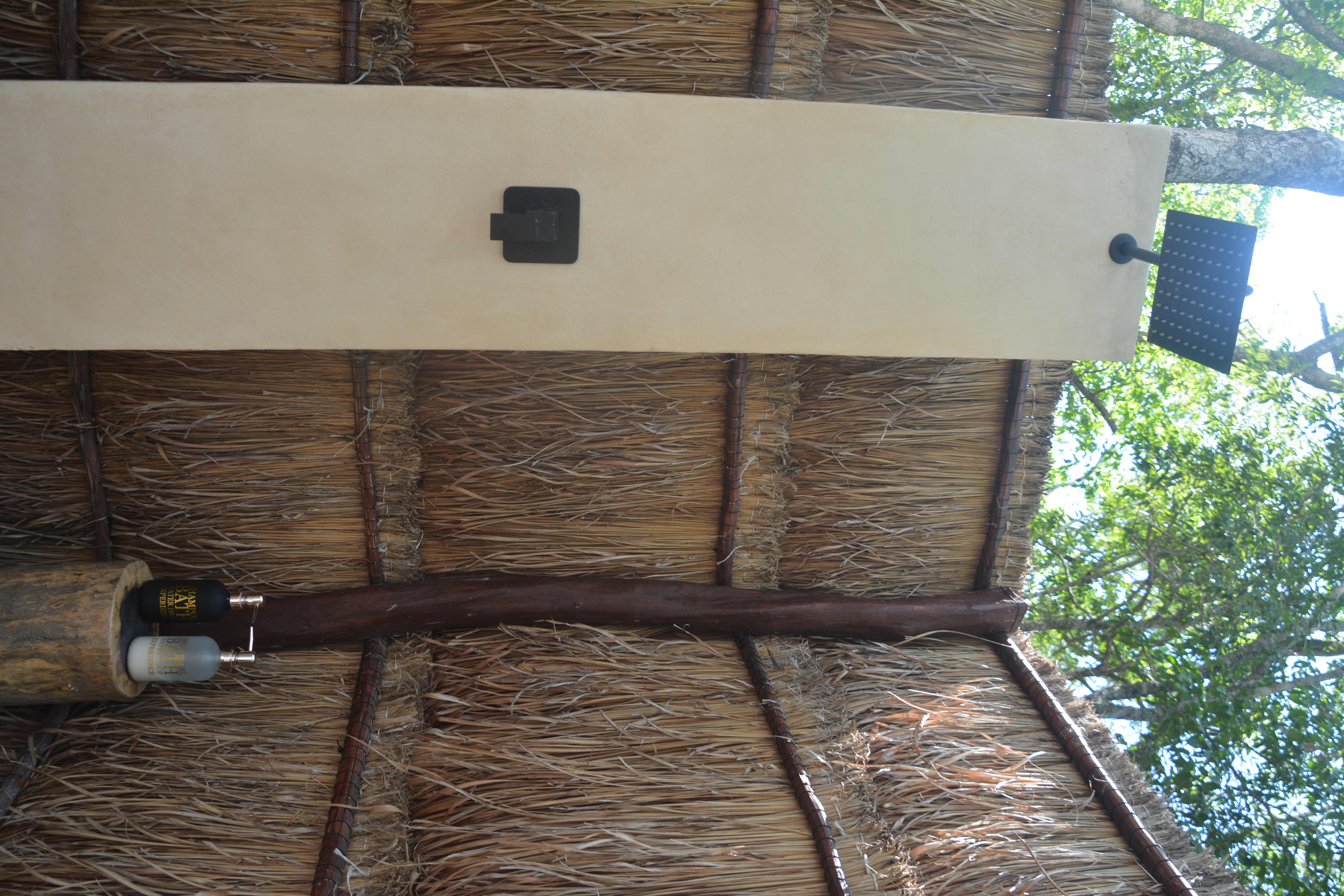 Ducha al exterior Outdoor shower