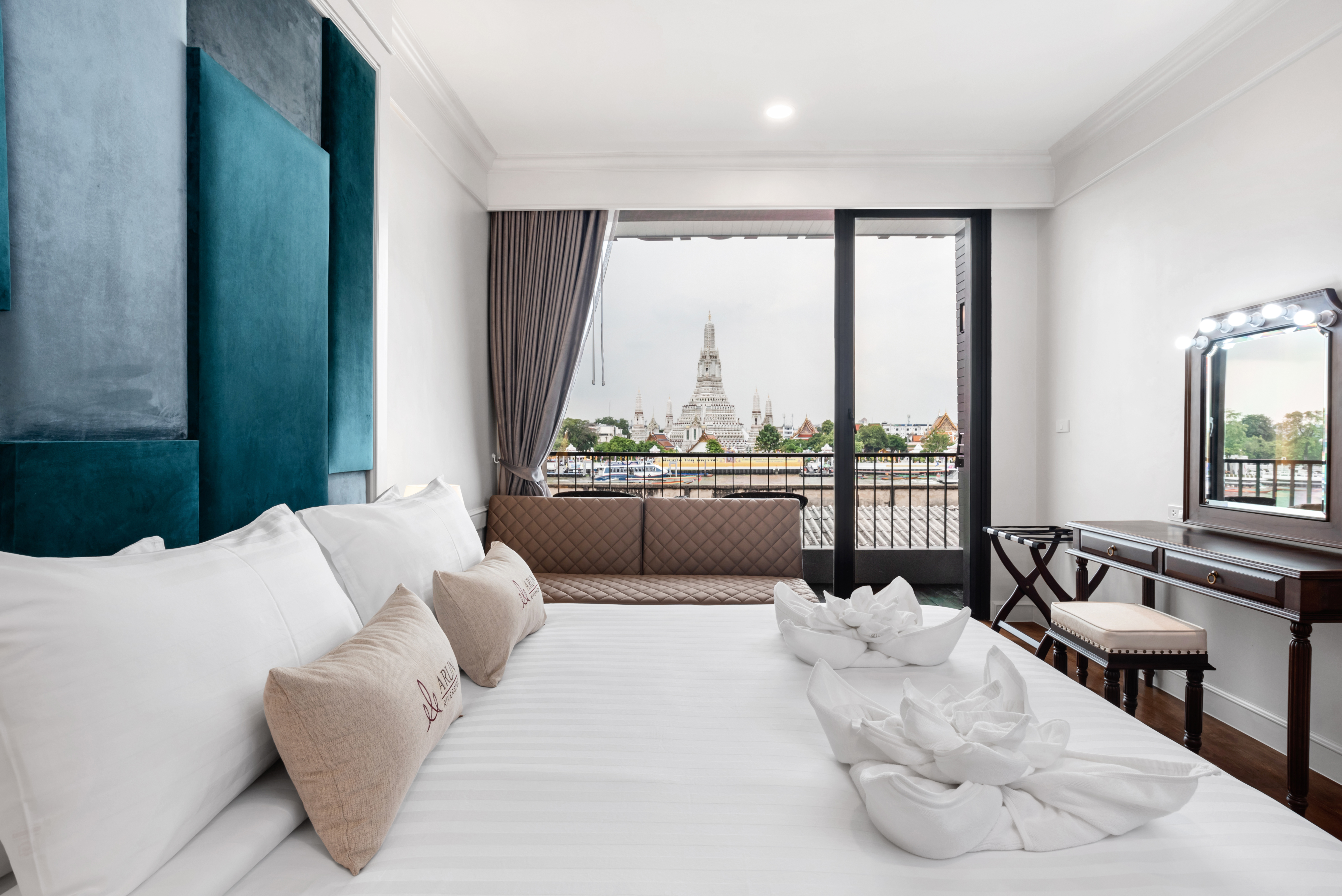 Deluxe Room with river view