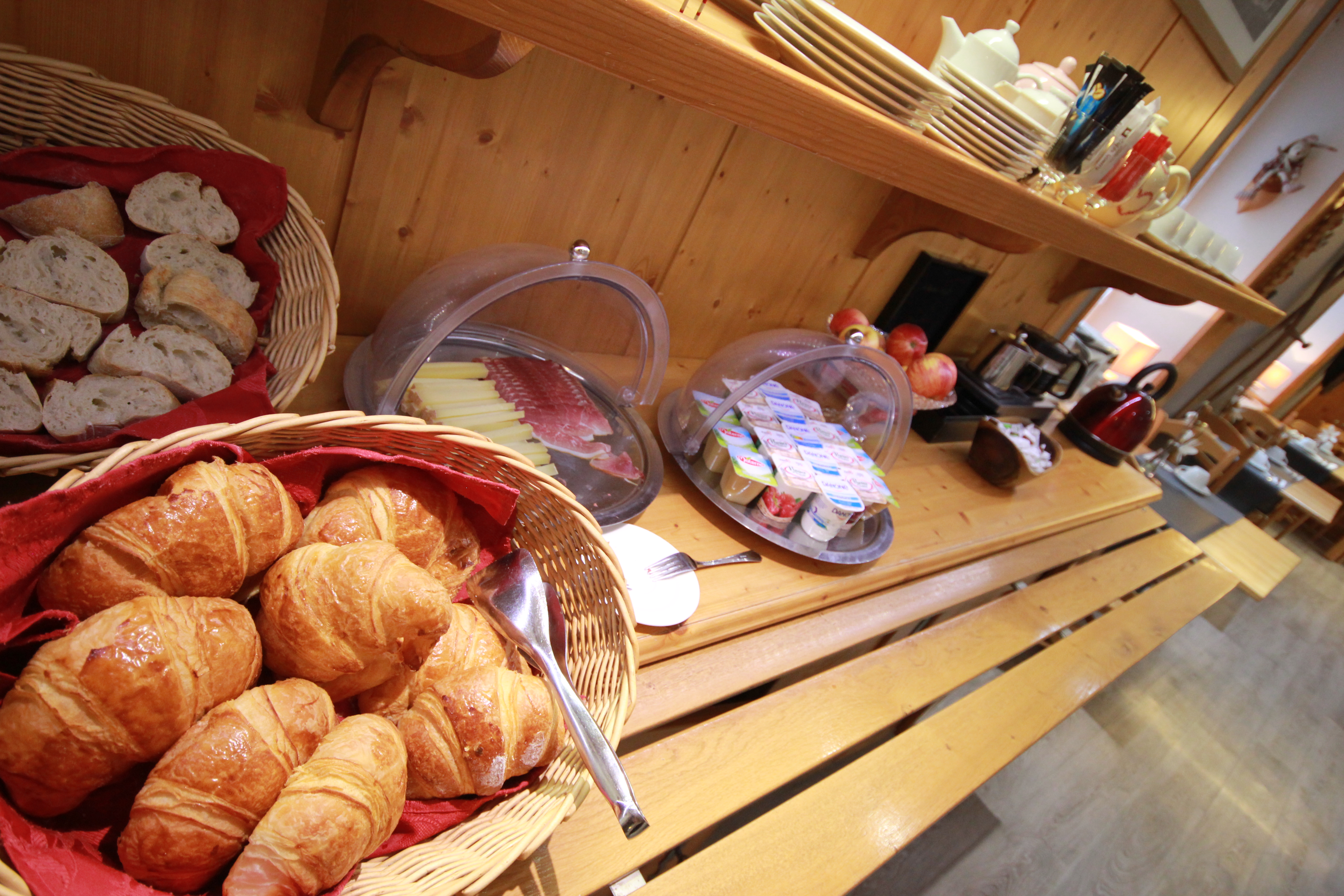 Petit déjeuner buffet