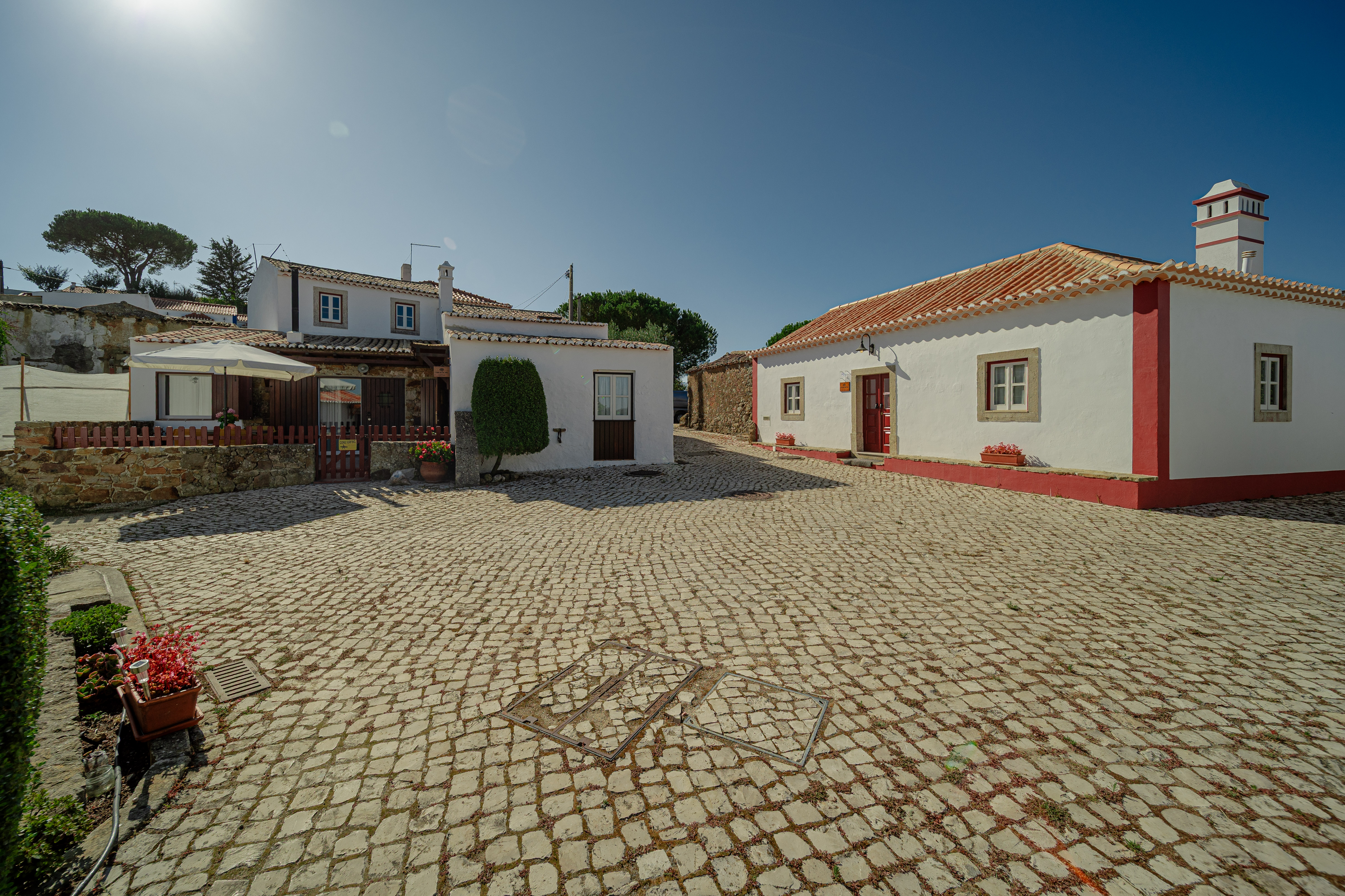 Casas da Tia Alice - O largo