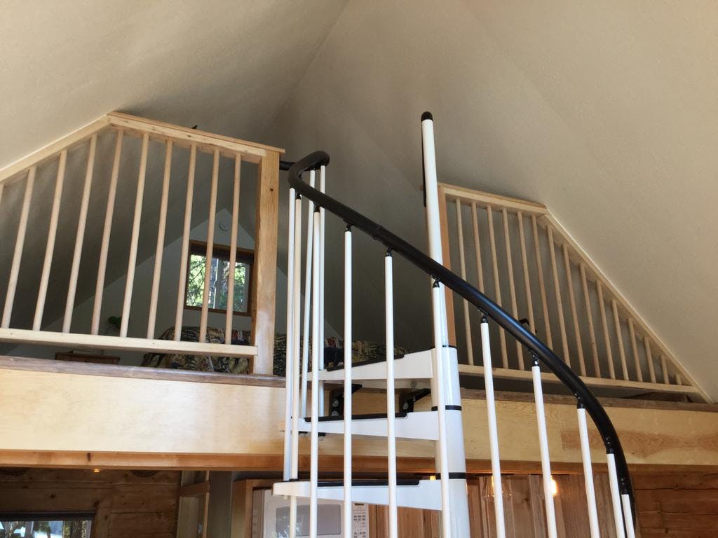 Lakeview Cabin spiral staircase