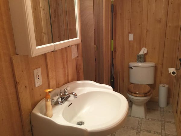 Cabin #8 bathroom