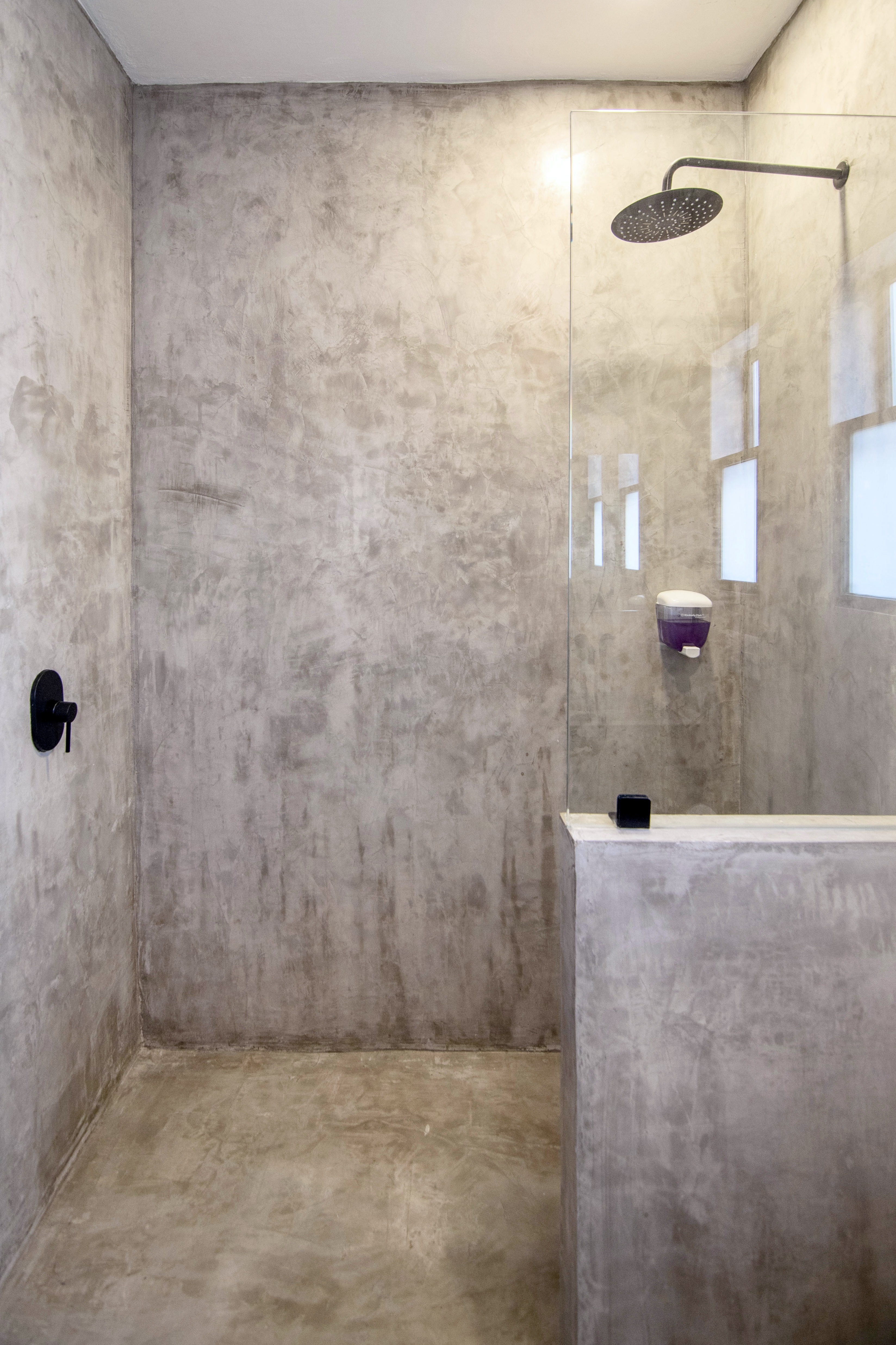 Private Room Double Bed + Single Sofa Bed