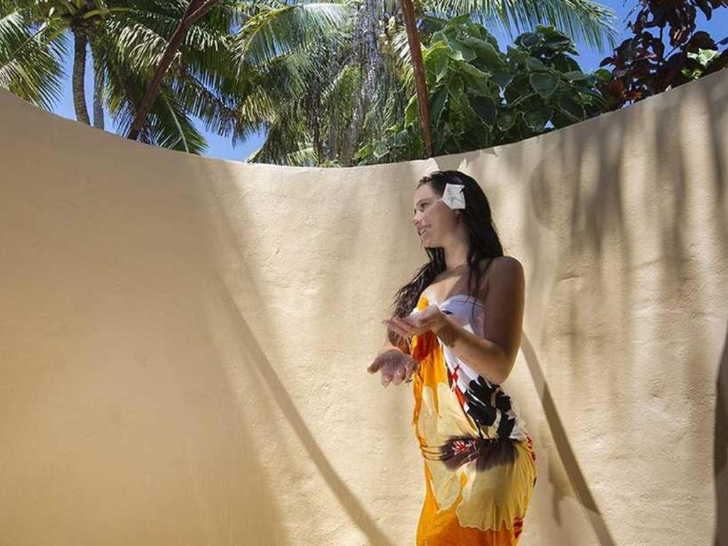 Deluxe Beachfront Bungalow