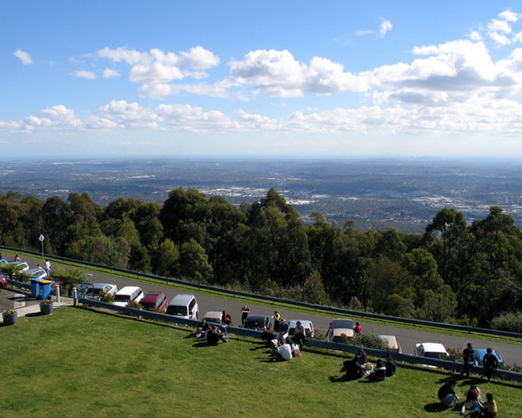 Quality Inn & Suites Knox, a perfect base at the foothills of the Dandenong Ranges - SKY HIGH