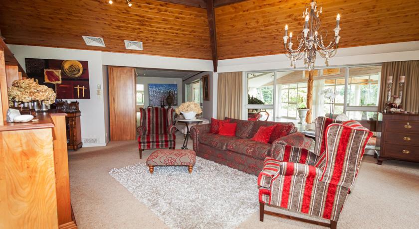 Large open plan living areas for you to sit back and relax