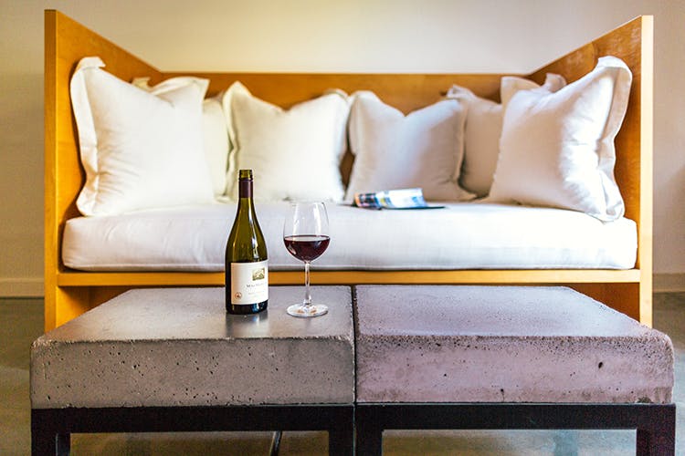 Relax and enjoy the Wine Country's most comfortable hotel in Healdsburg.