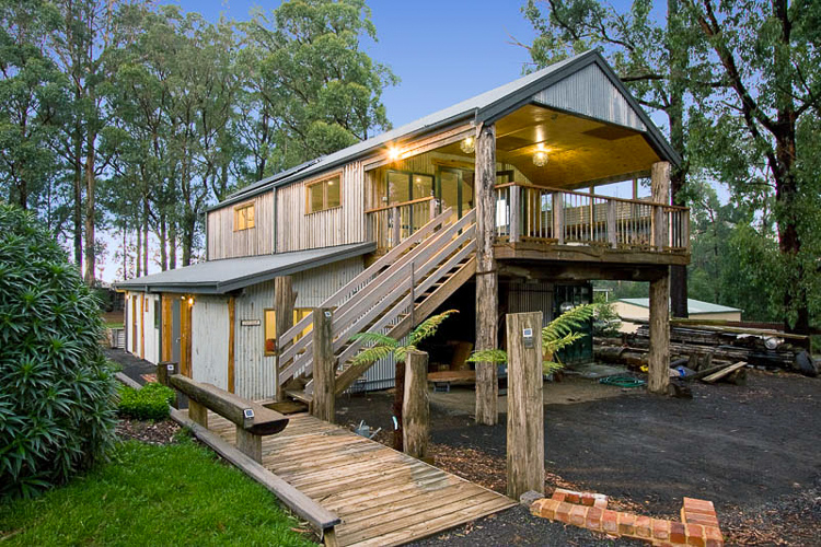 Karma Kinglake Conference Centre and Studio Apartment