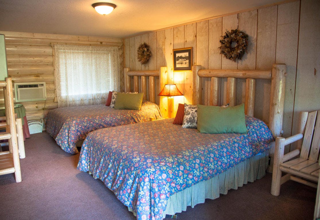 Two Queen Room Log Inn Cabins and RV